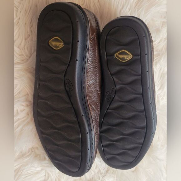 Mens Clark's  Active Air Loafers NWOB, 9 wide - Picture 5 of 5